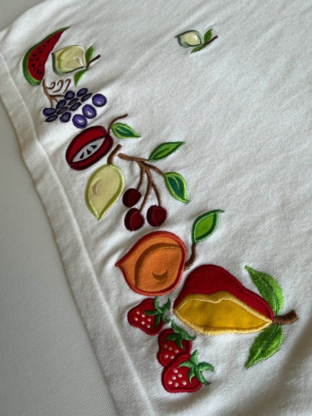 Goodclothes Fruit Embroidered Tank Top White Cotton Cottagecore L